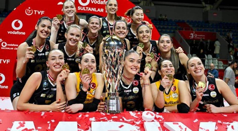 VakıfBank'ta beklenmedik ayrılık açıklandı 1
